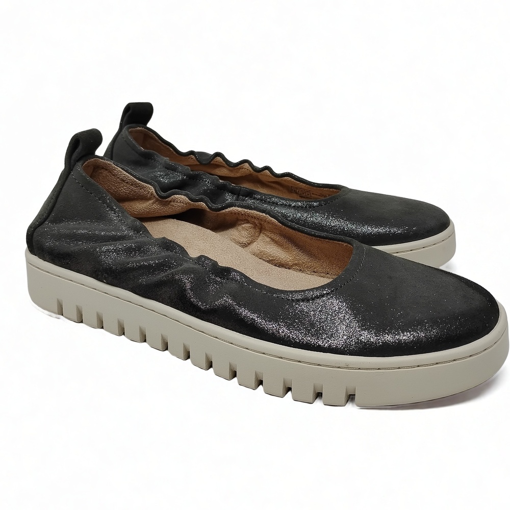 Minimalist Balletcore Vionic Uptown Ballet Flats Size 7.5 Leather Slip On Shoes
